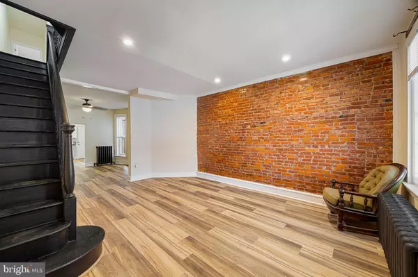 Philadelphia, PA 19143,735 S 57TH ST