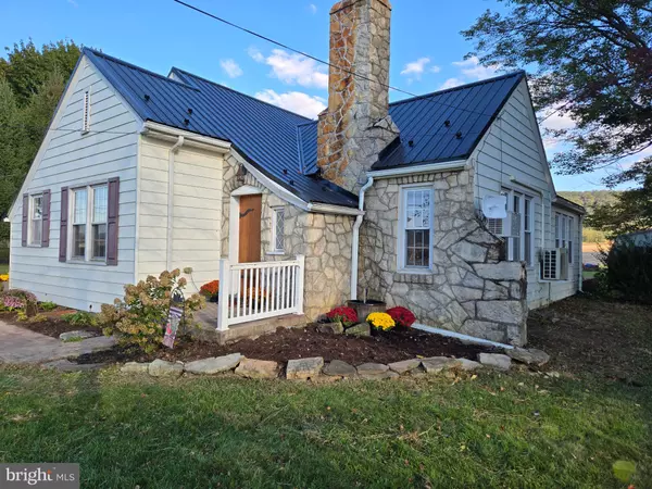 Dry Run, PA 17220,18452 PATH VALLEY RD