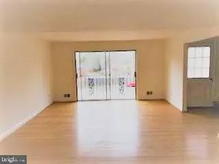 Arlington, VA 22204,934 S GEORGE MASON DR S