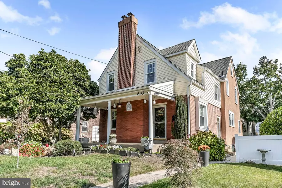 833 ANDERSON AVE, Drexel Hill, PA 19026