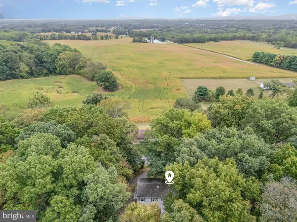 Carlisle, PA 17015,13 EASTWOOD DR