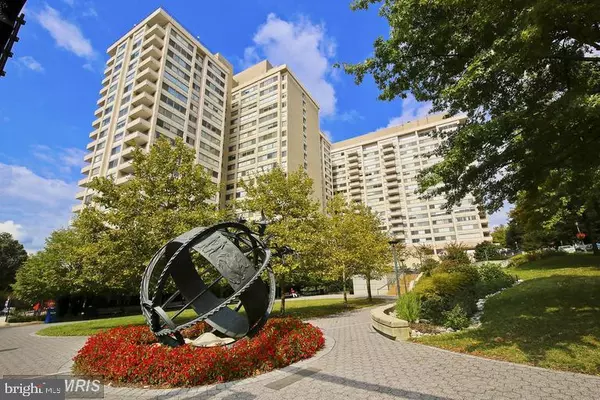 Chevy Chase, MD 20815,4515 WILLARD #717