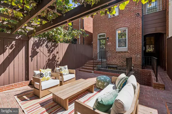 Washington, DC 20009,1335 WALLACH PL NW