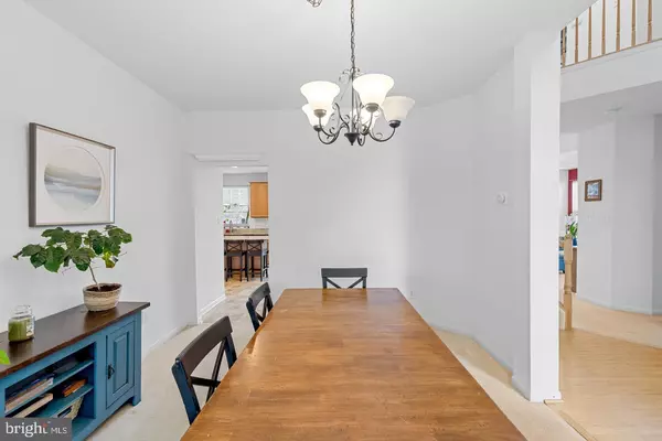 Ellicott City, MD 21043,8592 STONEHOUSE DR