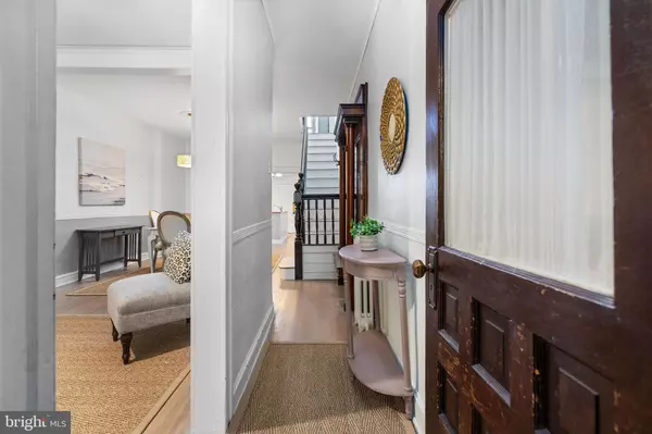 Baltimore, MD 21211,4148 FALLS RD