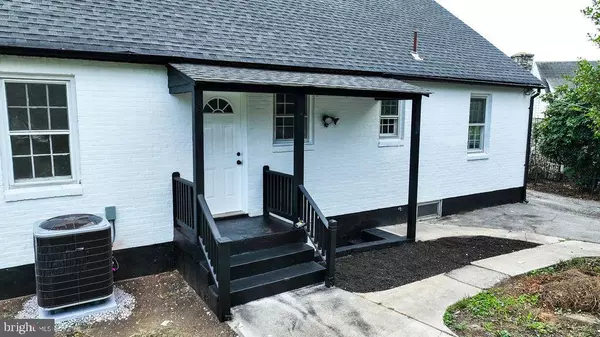 Harrisburg, PA 17109,209 WOOD ST