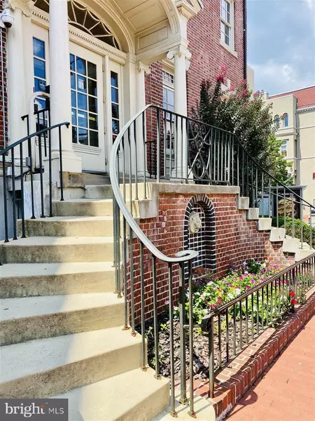 1426 21ST ST NW #405, Washington, DC 20036