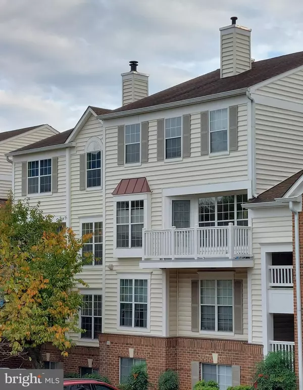 Sterling, VA 20164,46893 EATON TER #300