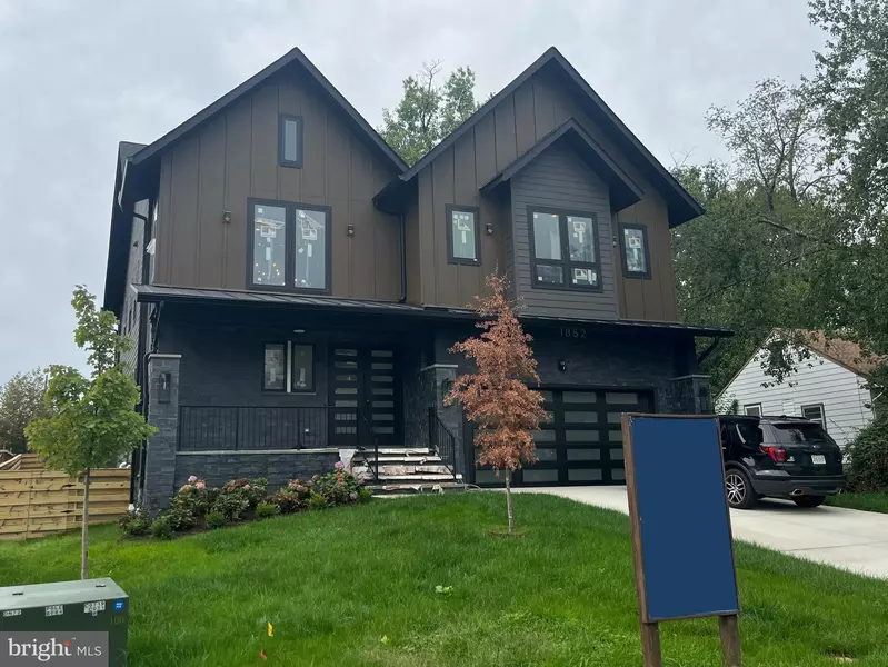 1852 GRIFFITH RD, Falls Church, VA 22043