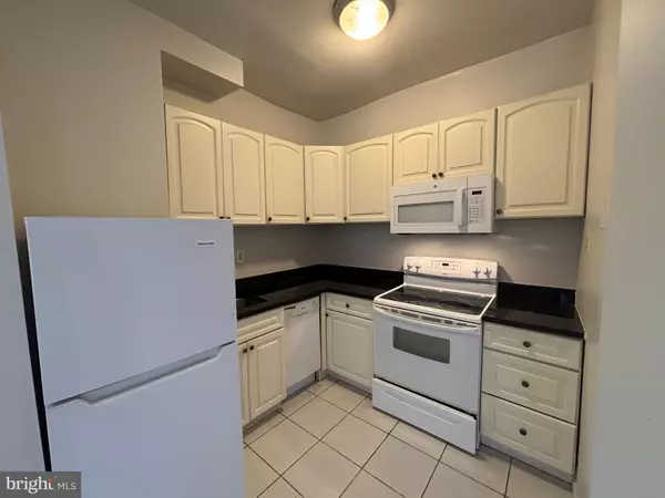 Washington, DC 20010,600 KEEFER PL NW #2