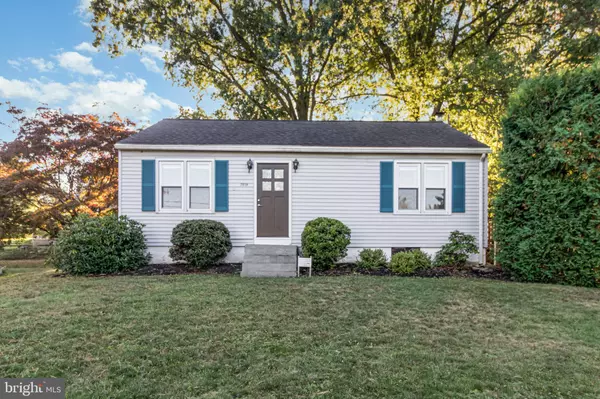 3809 COLONIAL RD, Harrisburg, PA 17109