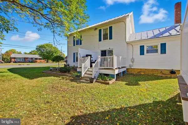 Stanley, VA 22851,147 W MAIN ST