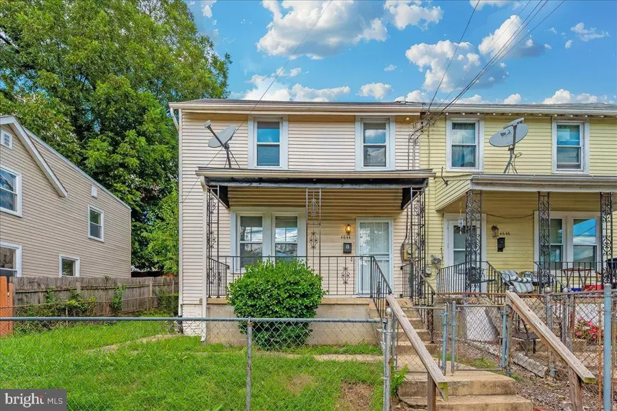 4644 HAYES ST NE, Washington, DC 20019