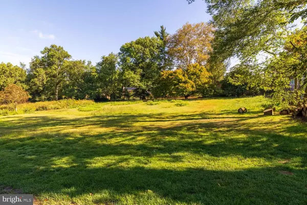 Philadelphia, PA 19144,3025 W SCHOOL HOUSE LN