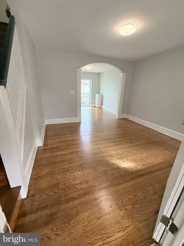 Upper Darby, PA 19082,607 LITTLECROFT RD