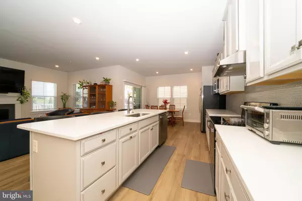 Odenton, MD 21113,1326 STONEFLY LN