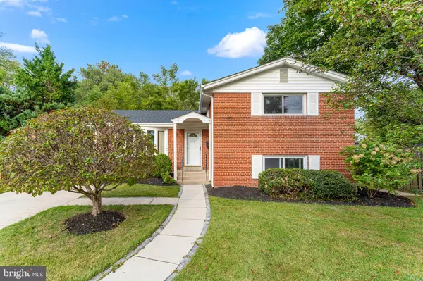 Kensington, MD 20895,3607 SANDY CT