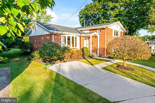 Kensington, MD 20895,3607 SANDY CT