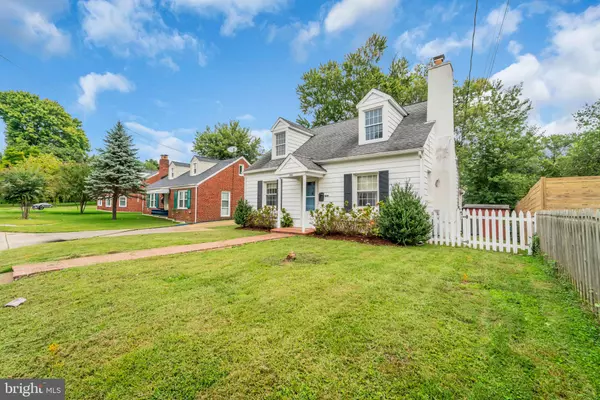 Falls Church, VA 22042,2805 W GEORGE MASON RD