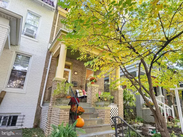 Washington, DC 20010,626 PRINCETON PL NW