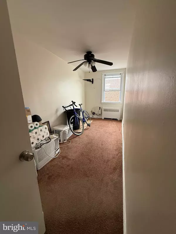 Drexel Hill, PA 19026,852 WINDERMERE AVE