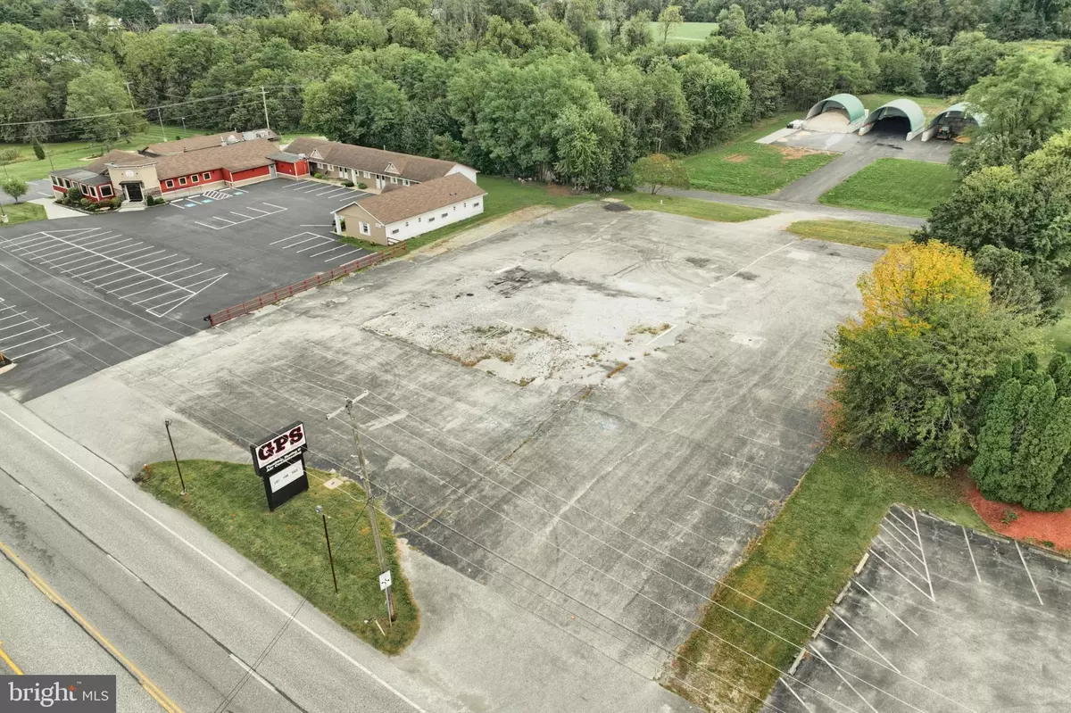 New Oxford, PA 17350,6431 YORK RD