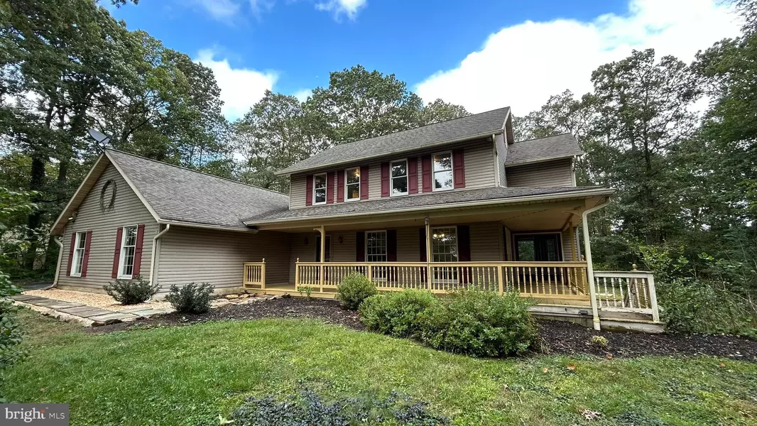 1039 ELWOOD ST, Narvon, PA 17555