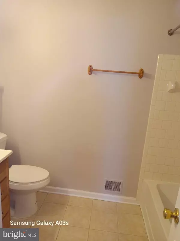 Herndon, VA 20171,3231 TAYLOE CT
