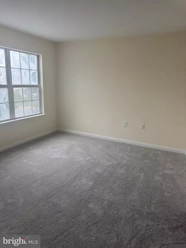 Purcellville, VA 20132,102 FRAZER DR