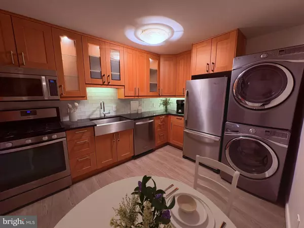 Chevy Chase, MD 20815,4620 N PARK AVE #206E