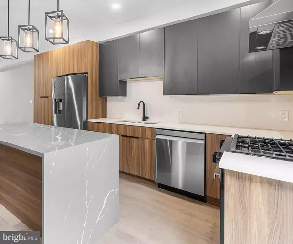 Philadelphia, PA 19146,2340 ALTER ST