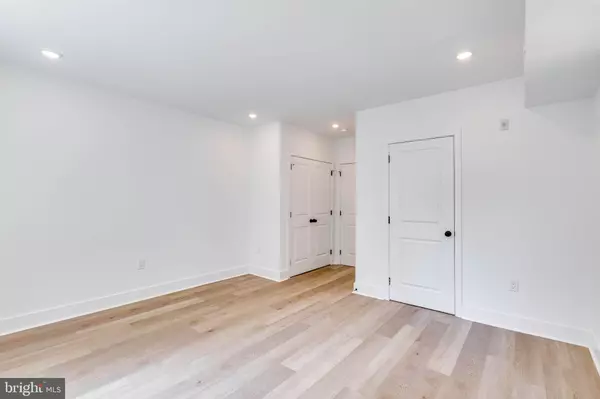 Philadelphia, PA 19104,4242 PINE ST #3