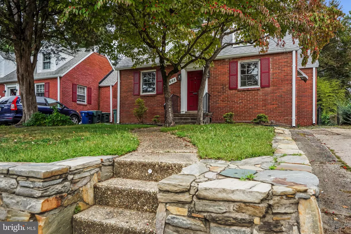Alexandria, VA 22302,1605 W BRADDOCK RD