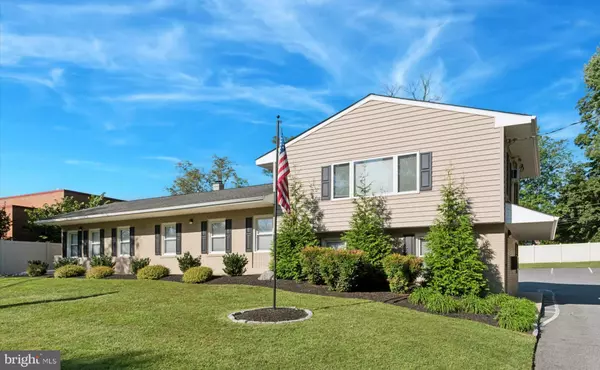 2417 SILVERSIDE RD, Wilmington, DE 19810