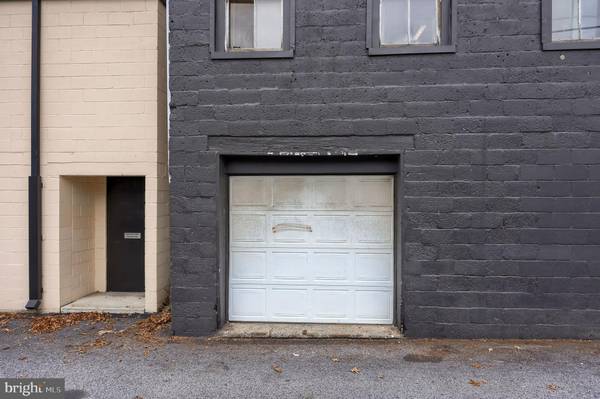 Lancaster, PA 17602,238 N RESERVOIR REAR ST