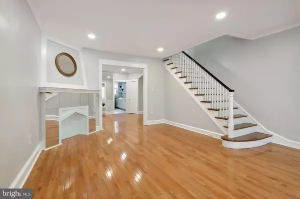 Philadelphia, PA 19141,6149 N 11TH ST