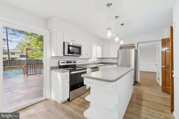 Waldorf, MD 20603,8716 FENDLEY WAY