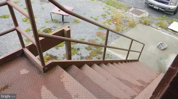 Timberville, VA 22853,384 S MAIN ST