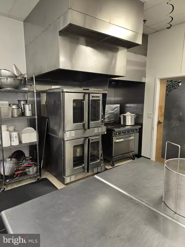 Sicklerville, NJ 08081,649-675 CROSS KEYS RD #STORE # 2