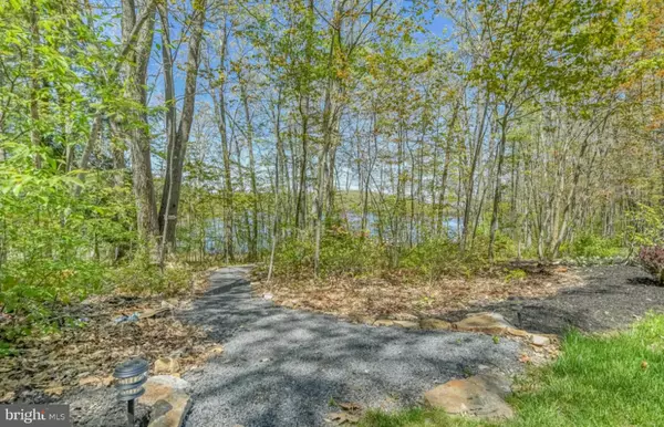 Oakland, MD 21550,273 GLENDALE RD