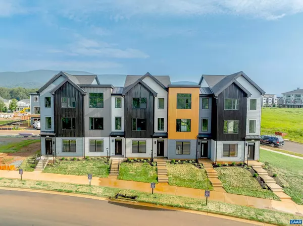 19F WARDELL CREST, Charlottesville, VA 22902