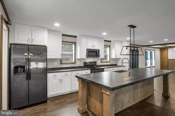 Carlisle, PA 17015,240 KEY WEST BLVD