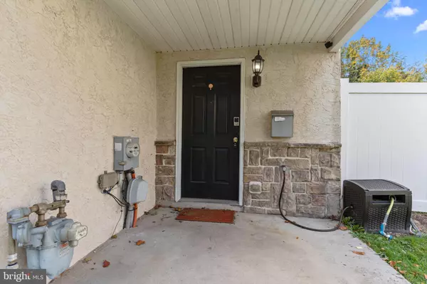 Norristown, PA 19401,609 SWIFT ST