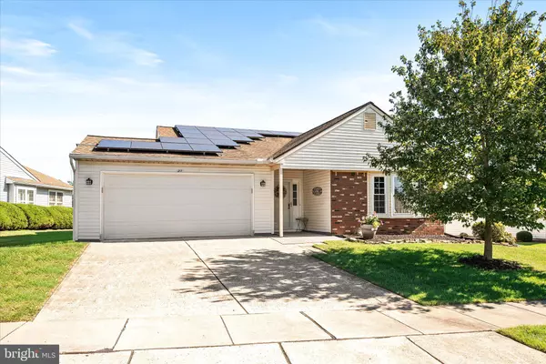 Columbus, NJ 08022,21 HORSESHOE LN N