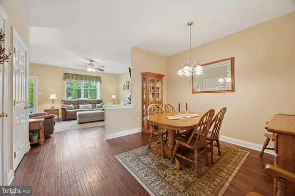 Aston, PA 19014,122 JULIANNA WAY #11