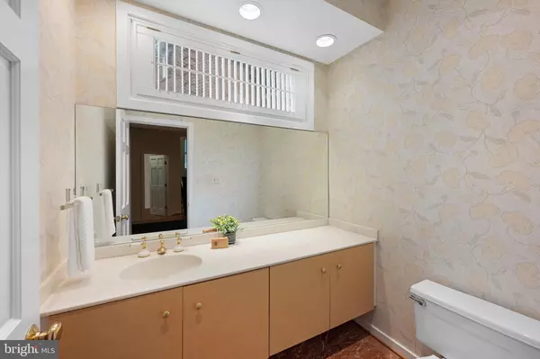 Washington, DC 20007,4667 KENMORE DR NW