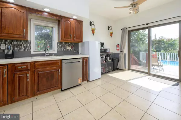 Pennsauken, NJ 08109,5313 ROYAL AVE