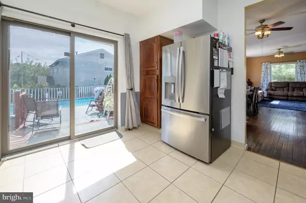 Pennsauken, NJ 08109,5313 ROYAL AVE