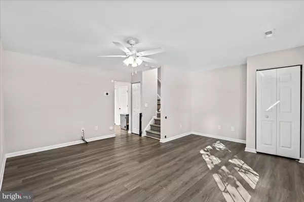 Fredericksburg, VA 22408,9806 COVENTRY CREEK DR