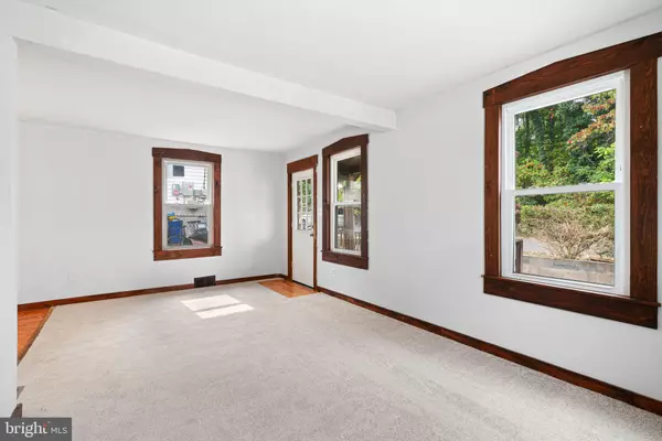 Bellmawr, NJ 08031,309 S LOWELL AVE